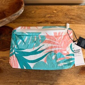 ALOHA Collection Tropics Pouch in POG | Small NWT